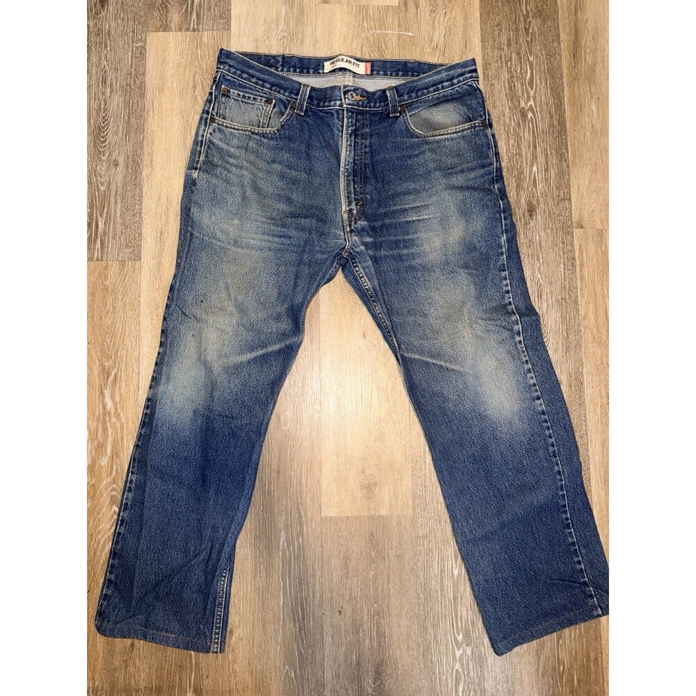 Levi's 505 Men's Blue Medium Wash Straight Regular Fit Cotton Jeans 38x34 SKU-32 - Picture 2 of 6